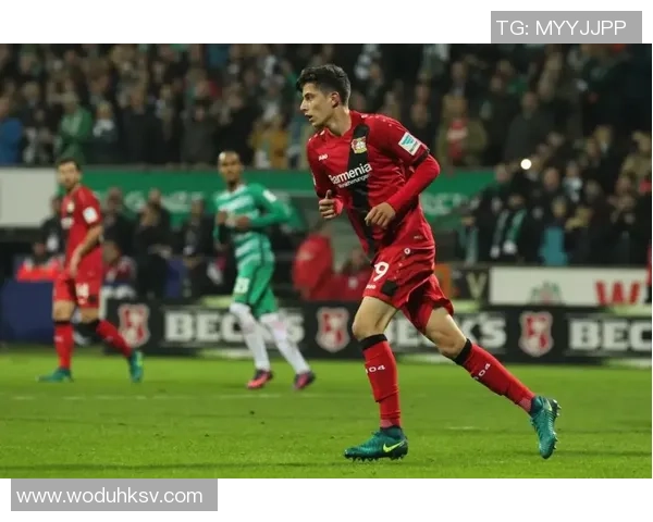 油画风格足球明星填色图让你体验艺术与运动的完美结合